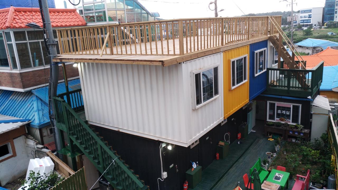 Ocean Capsule Guesthouse Gangneung Eksteriør billede